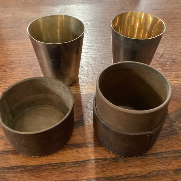 Vintage leather case and 2 travel cups, Germany - Picture 3 of 8